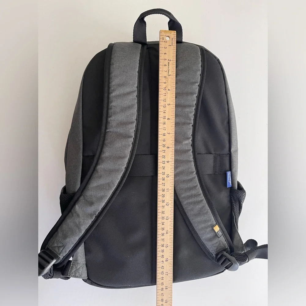 Case Logic 18”‎ Backpack Laptop Holder Bag Dark Grey NWT
